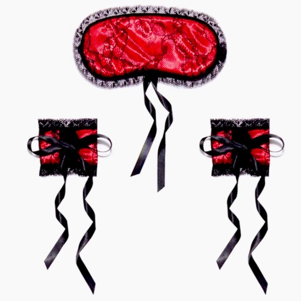 Savage X Fenty eye mask and restraint set
